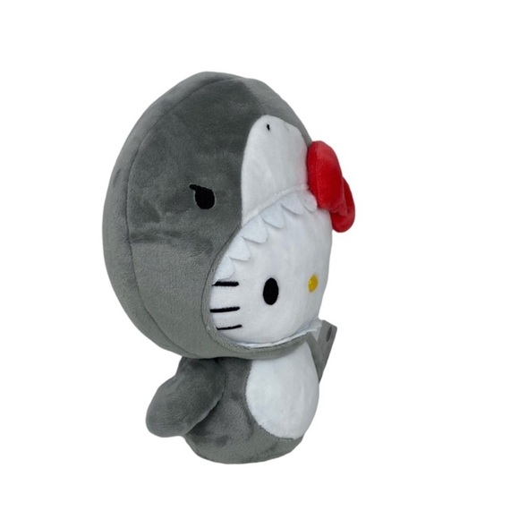 Universal Studios Hello Kitty in Jaws Costume Plush - Picture 3 of 3